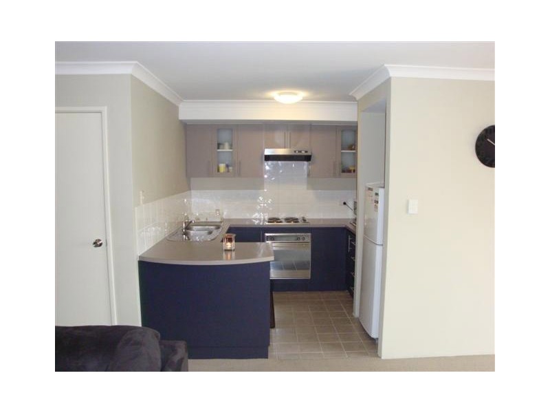 12/11 Choseley Place, Langford WA 6147