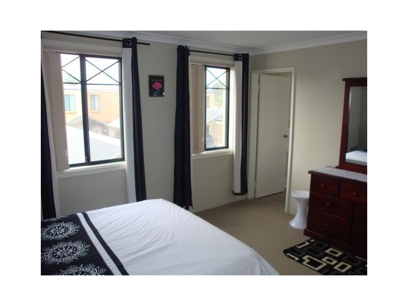 12/11 Choseley Place, Langford WA 6147