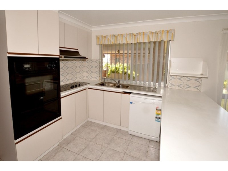 12 McCombe Avenue, Samson WA 6163