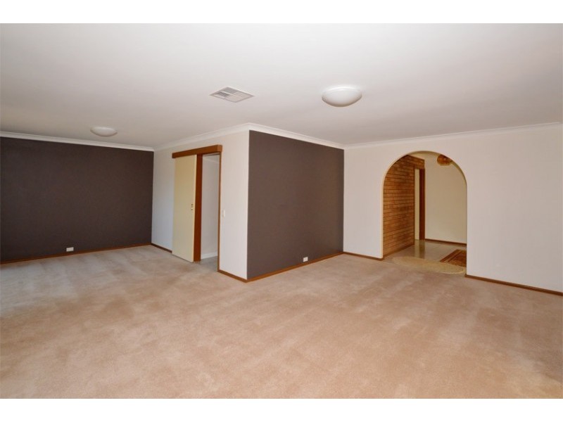 12 McCombe Avenue, Samson WA 6163