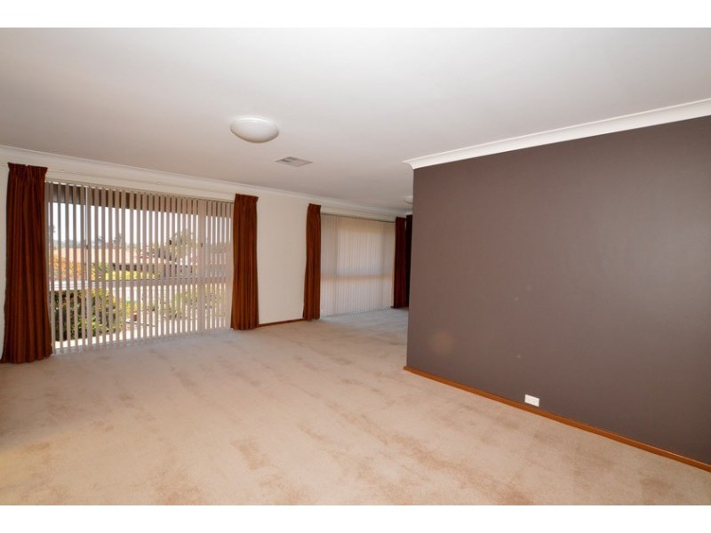 12 McCombe Avenue, Samson WA 6163