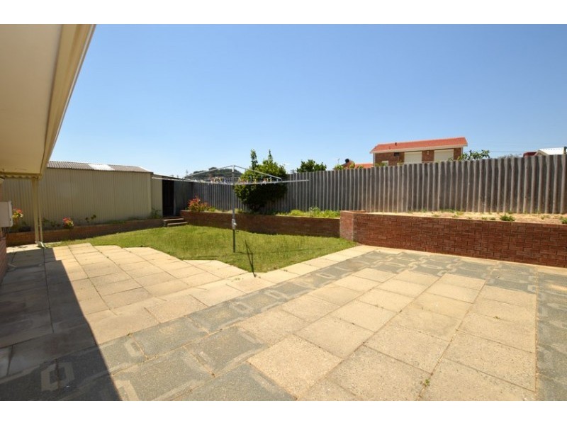 12 McCombe Avenue, Samson WA 6163