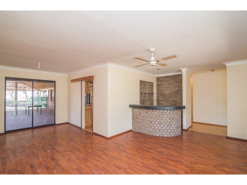 44 Tuart Road, Oakford WA 6121