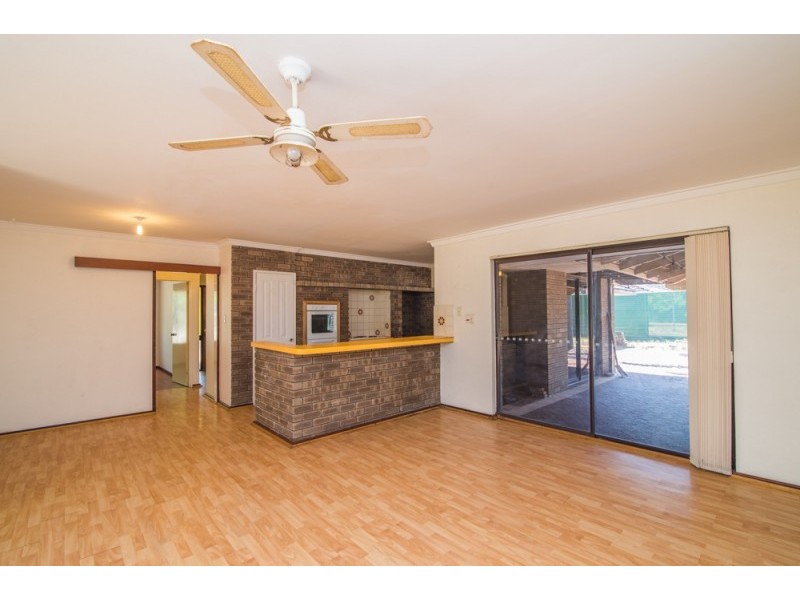 44 Tuart Road, Oakford WA 6121