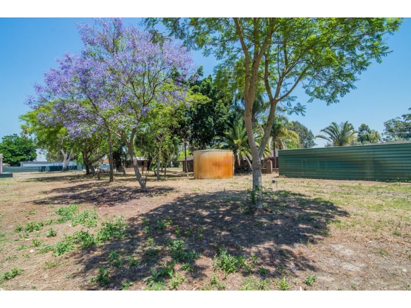 44 Tuart Road, Oakford WA 6121