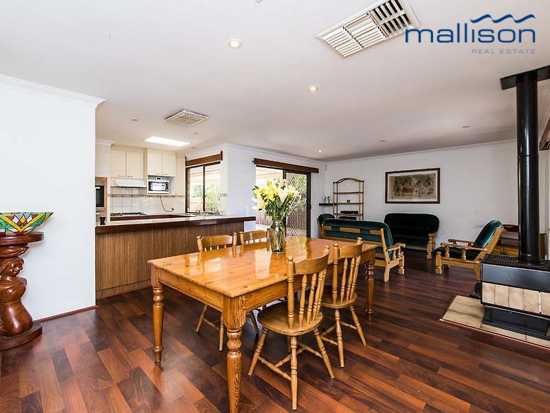 3 McGuiness Drive, Leeming WA 6149