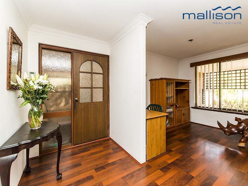 3 McGuiness Drive, Leeming WA 6149