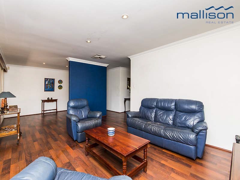 3 McGuiness Drive, Leeming WA 6149