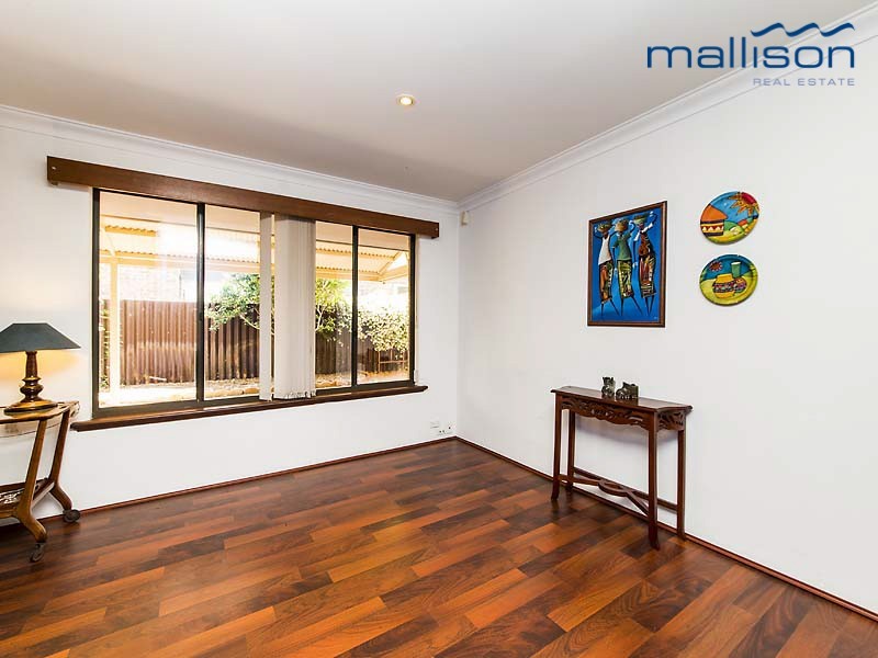 3 McGuiness Drive, Leeming WA 6149