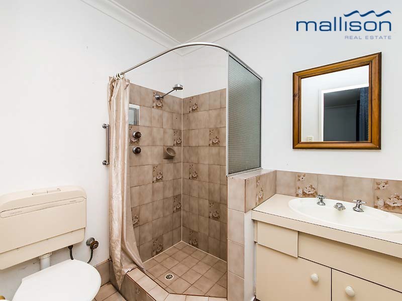3 McGuiness Drive, Leeming WA 6149