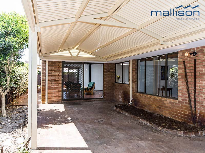 3 McGuiness Drive, Leeming WA 6149