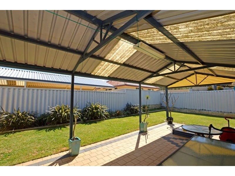 7 Stokesay Street, Orelia WA 6167