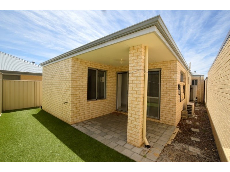 2B Belfast Close, Canning Vale WA 6155