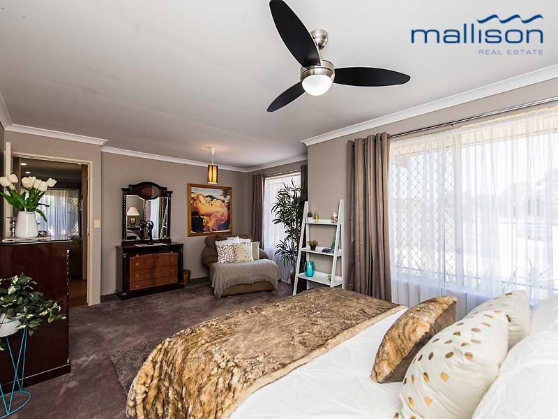 12 Oceanic Court, Port Kennedy WA 6172