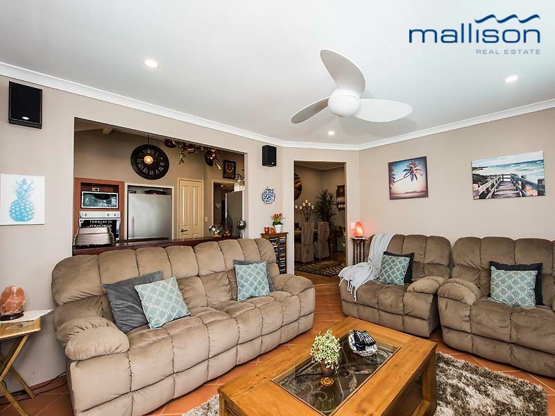 12 Oceanic Court, Port Kennedy WA 6172