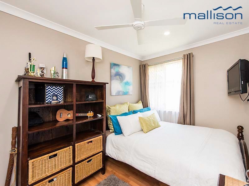 12 Oceanic Court, Port Kennedy WA 6172