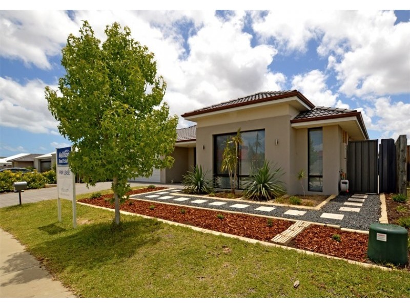 31 Gemstone Parade, Wellard WA 6170