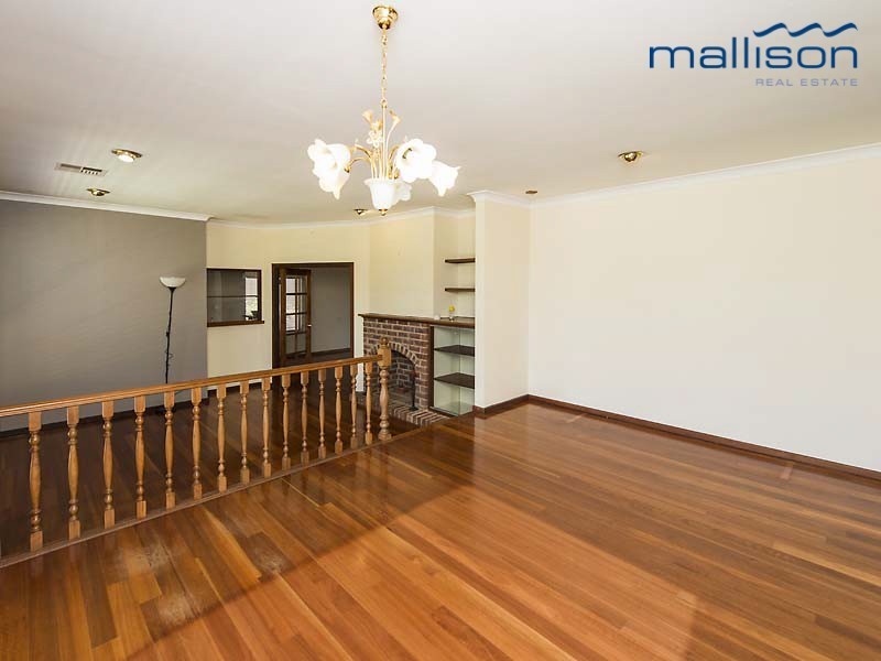 15 Haywood Trail, Leeming WA 6149