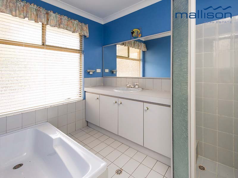 15 Haywood Trail, Leeming WA 6149