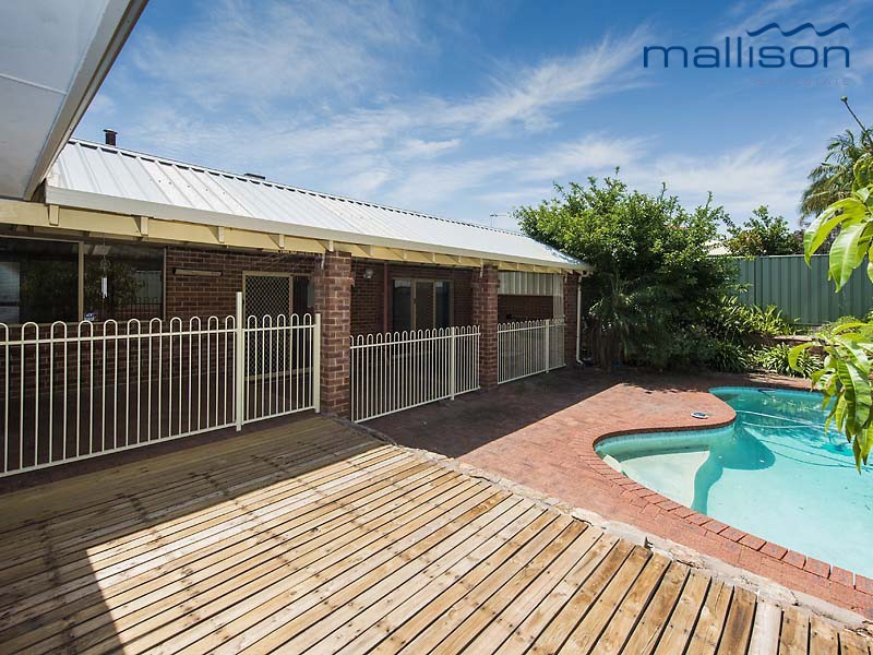 15 Haywood Trail, Leeming WA 6149