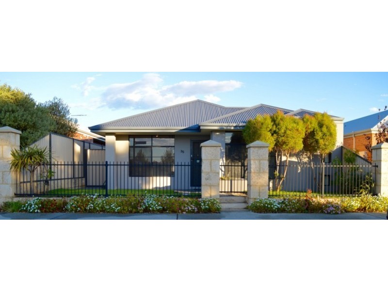 35 Camden Boulevard, Aubin Grove WA 6164