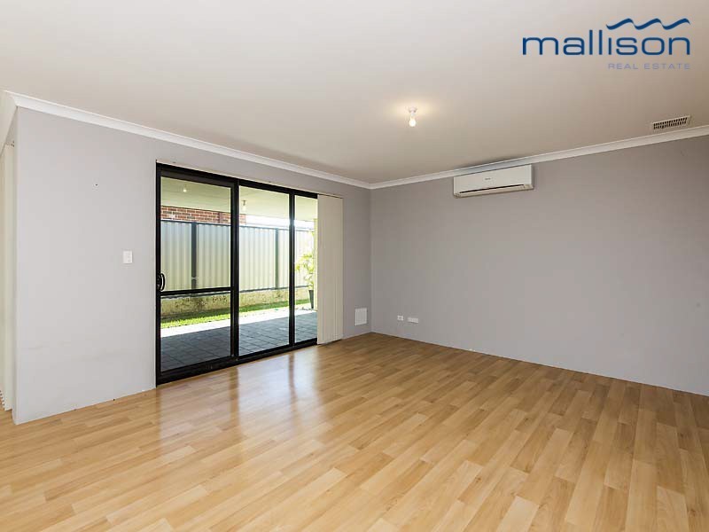 35 Camden Boulevard, Aubin Grove WA 6164