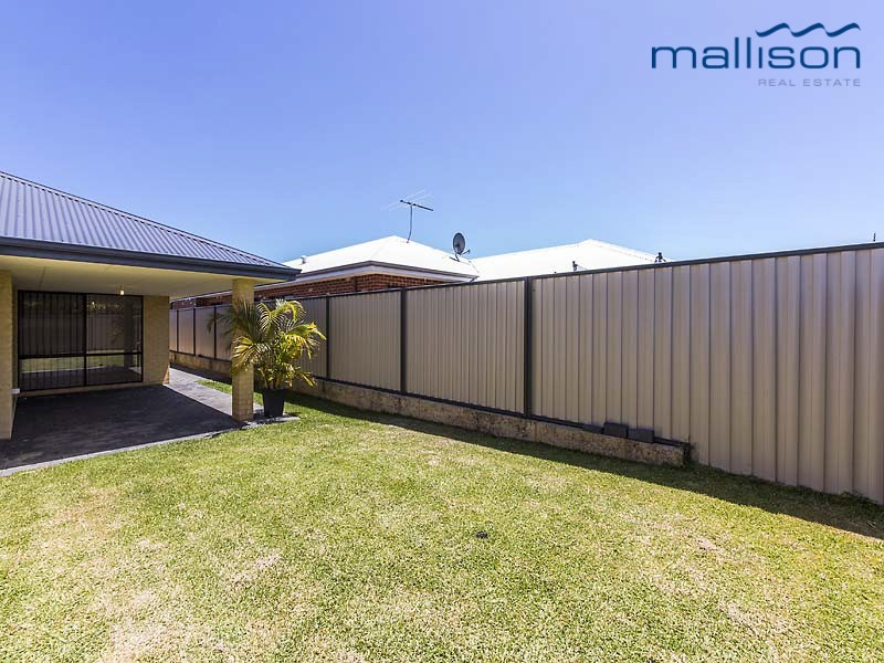 35 Camden Boulevard, Aubin Grove WA 6164