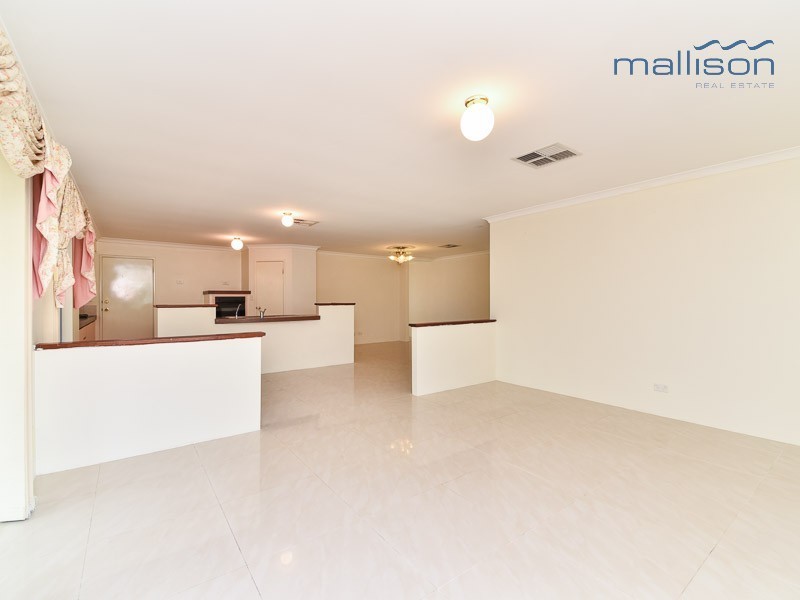 1 Barcroft Court, Atwell WA 6164