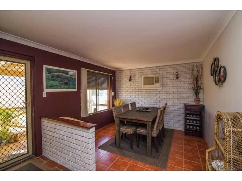 4 Isaacs Court, Huntingdale WA 6110