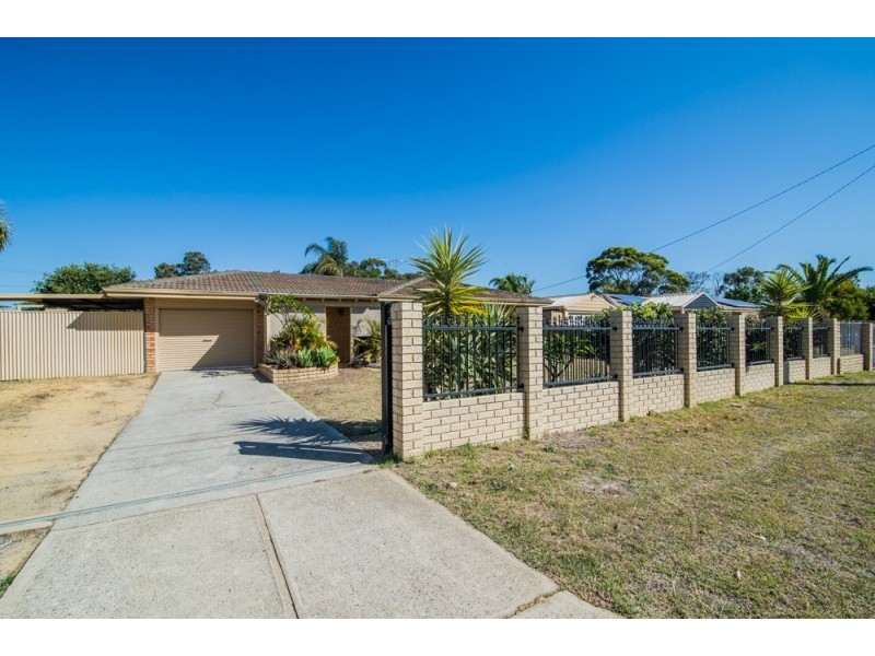 4 Isaacs Court, Huntingdale WA 6110