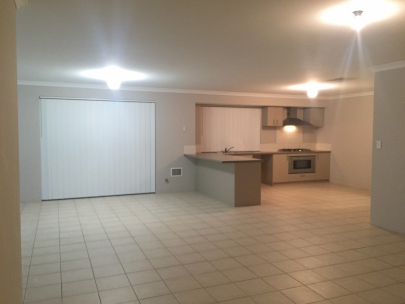 30 Pavonia Parade, Baldivis WA 6171