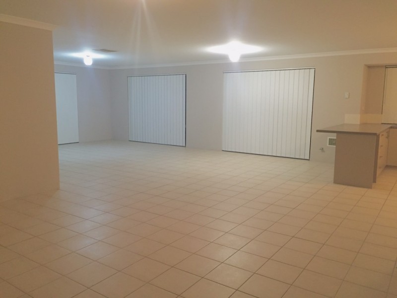 30 Pavonia Parade, Baldivis WA 6171