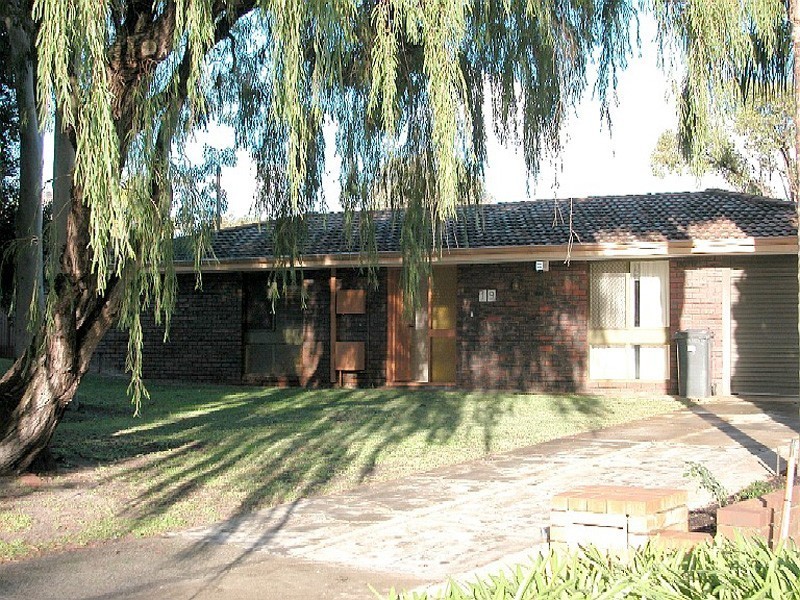 19 Coronet Court, Thornlie WA 6108