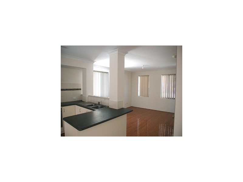 1/363 Hardey Road, Cloverdale WA 6105