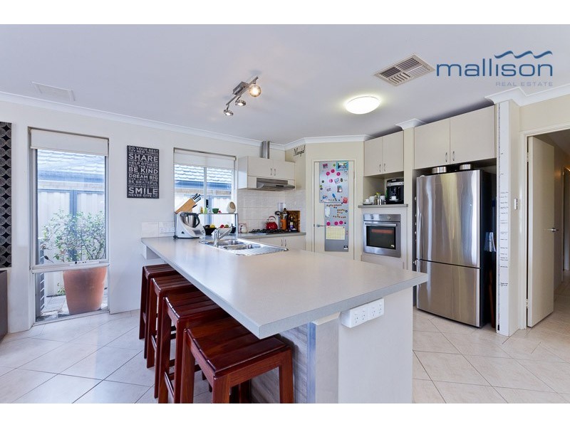 10 Caribbean Turn, Aubin Grove WA 6164