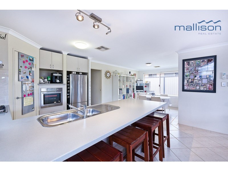 10 Caribbean Turn, Aubin Grove WA 6164