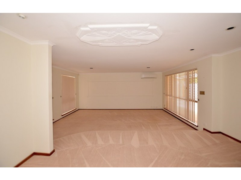 21 Marcus Avenue, Booragoon WA 6154