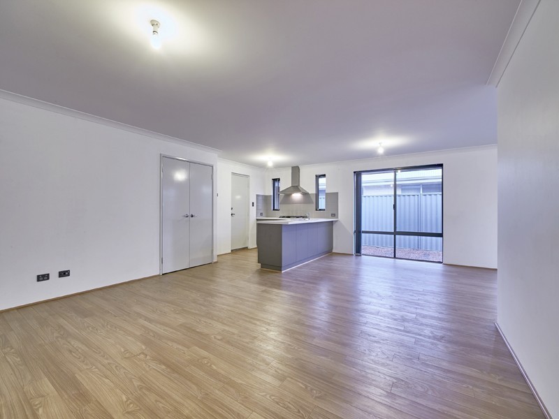 21 Kinsella Avenue, Byford WA 6122