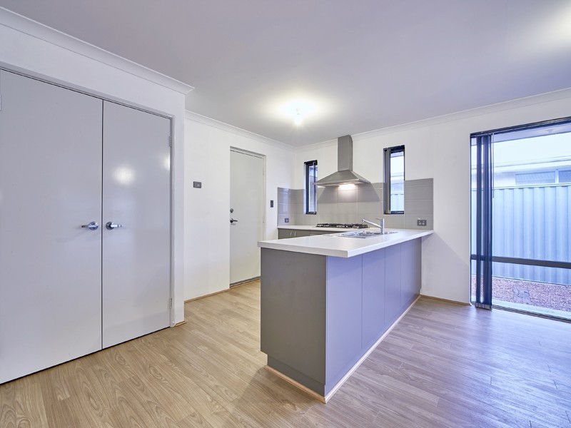 21 Kinsella Avenue, Byford WA 6122