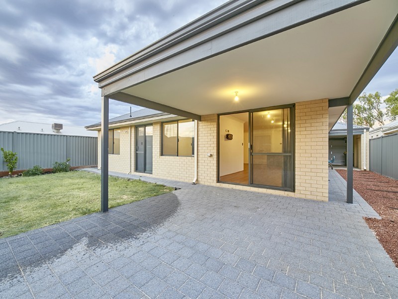 21 Kinsella Avenue, Byford WA 6122