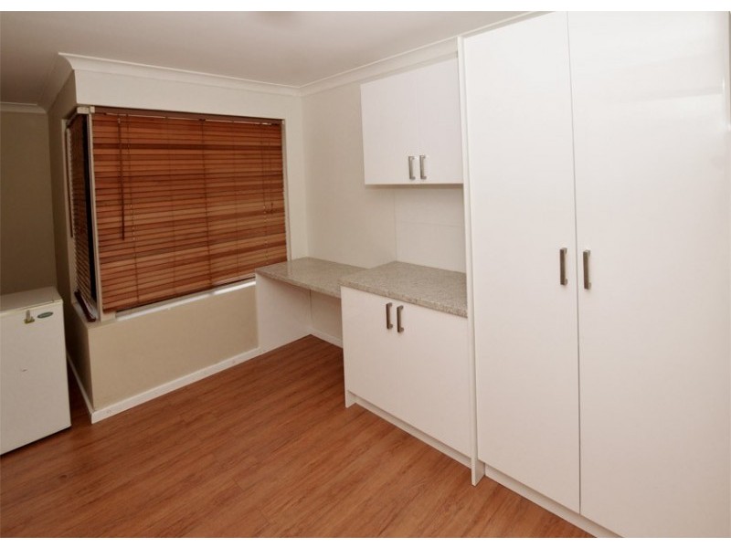 55 Sanderling Drive, Thornlie WA 6108