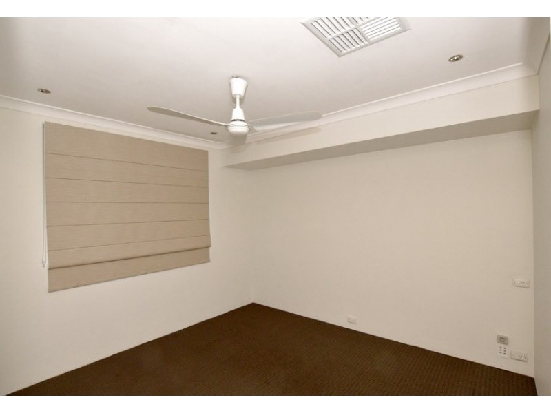 55 Sanderling Drive, Thornlie WA 6108