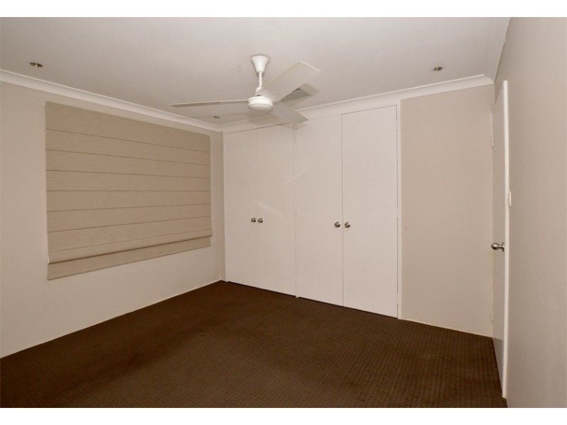 55 Sanderling Drive, Thornlie WA 6108