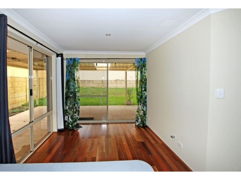 31B McCoy Street, Melville WA 6156