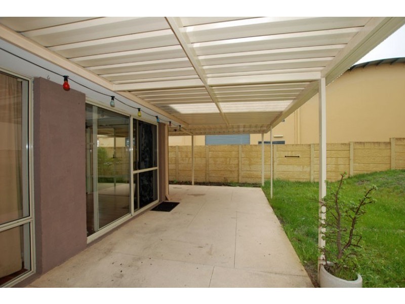 31B McCoy Street, Melville WA 6156