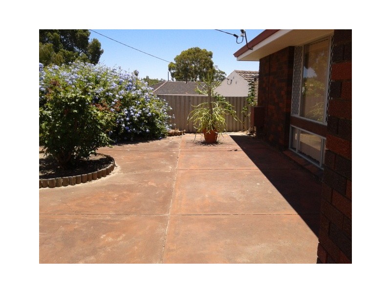 14 Bersica Court, Kardinya WA 6163