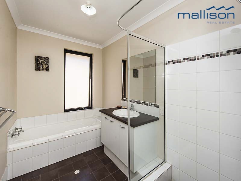 29 Dewsbury Drive, Bertram WA 6167