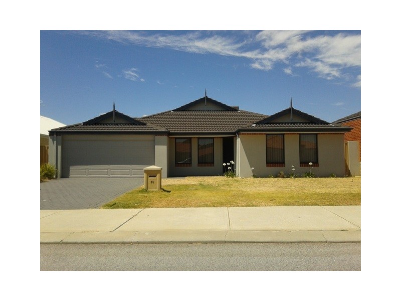 73 Gateway Boulevard, Canning Vale WA 6155