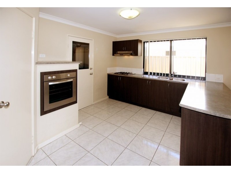 73 Gateway Boulevard, Canning Vale WA 6155