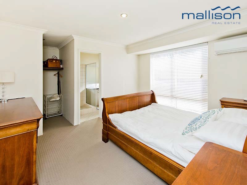 1 Haywood Trail, Leeming WA 6149